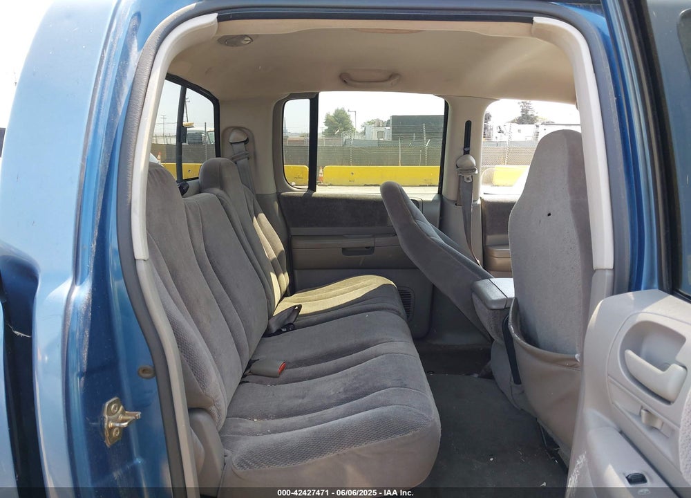 2002 DODGE DAKOTA SPORT VIN: 1B7HG38N32S584367