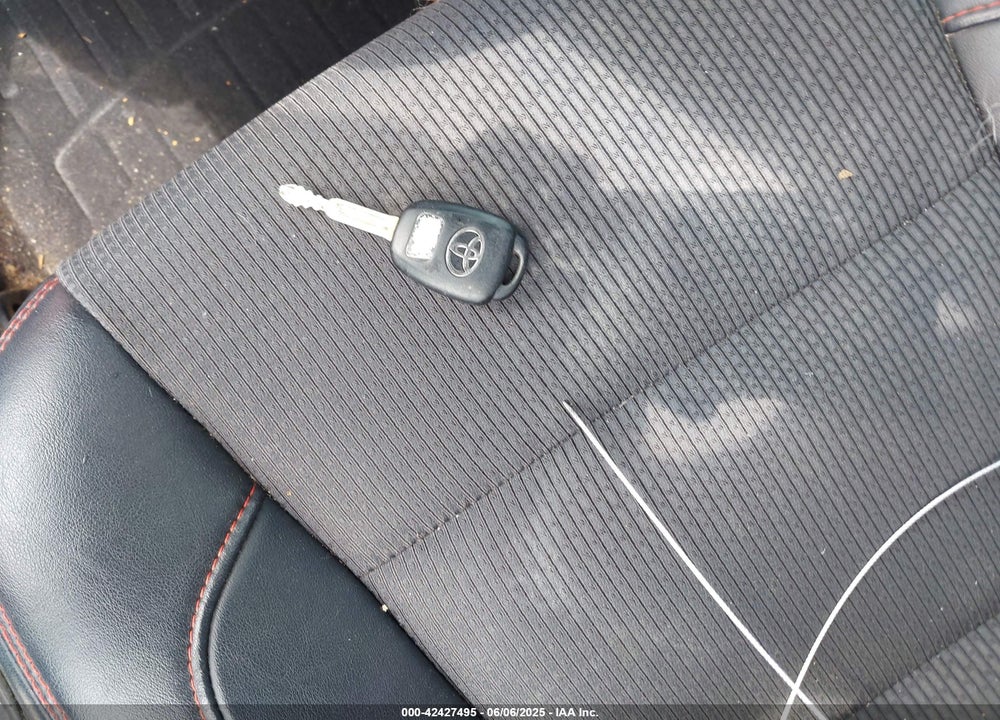 2017 TOYOTA CAMRY VIN: 4T1BF1FK6HU644396
