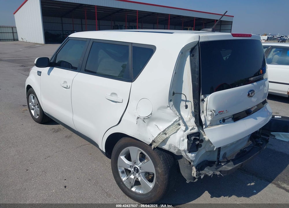 2018 KIA SOUL VIN: KNDJN2A26J7532184