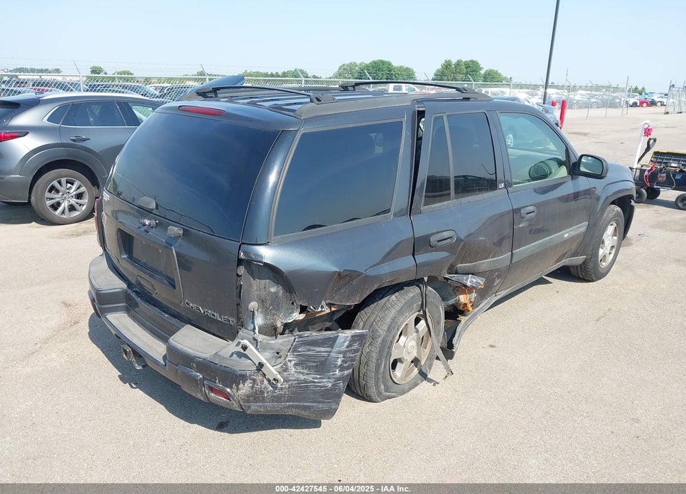 2004 CHEVROLET TRAILBLAZER LS VIN: 1GNDT13S842443381