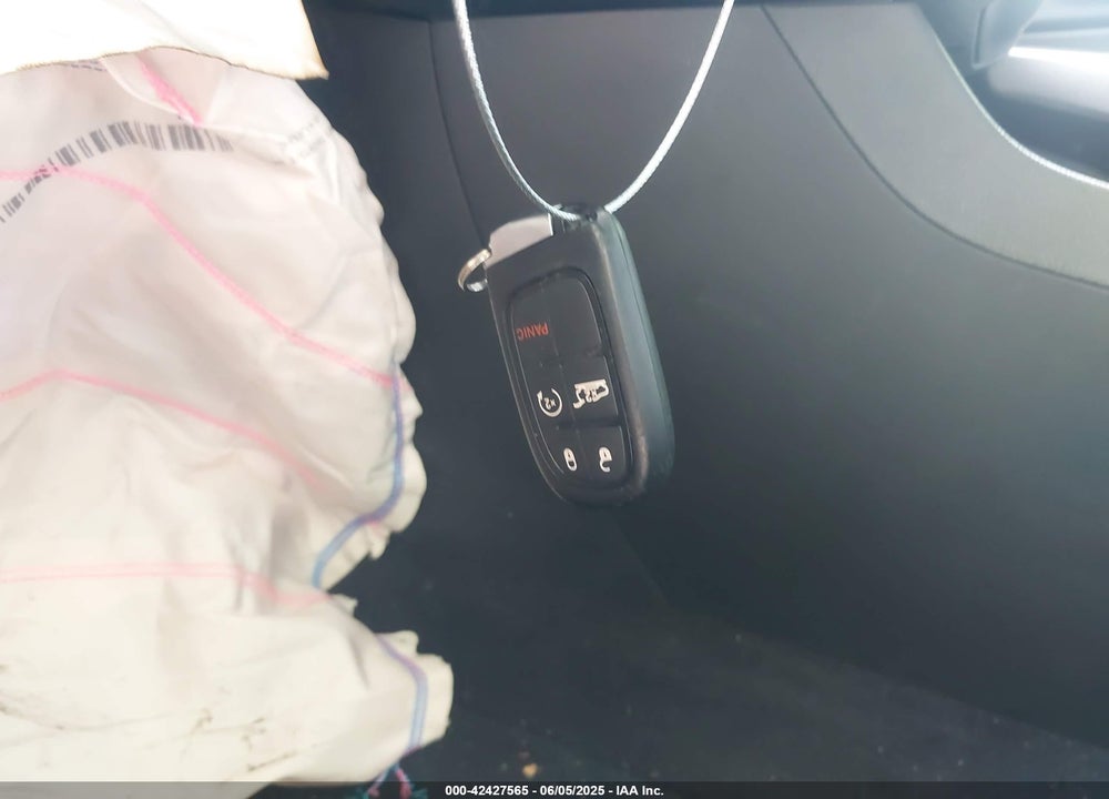 2019 JEEP CHEROKEE VIN: 1C4PJLDB4KD201565