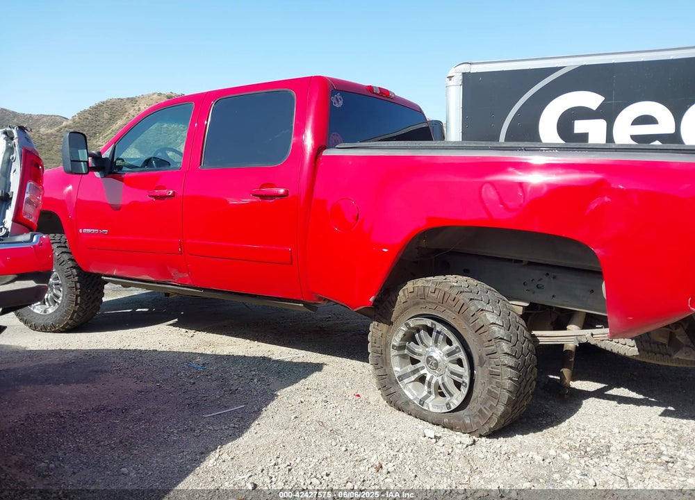 2007 CHEVROLET SILVERADO 2500HD LTZ VIN: 1GCHK23687F565080