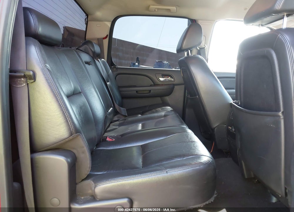 2007 CHEVROLET SILVERADO 2500HD LTZ VIN: 1GCHK23687F565080