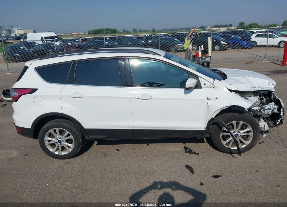 2018 FORD ESCAPE VIN: 1FMCU9GD6JUC35622