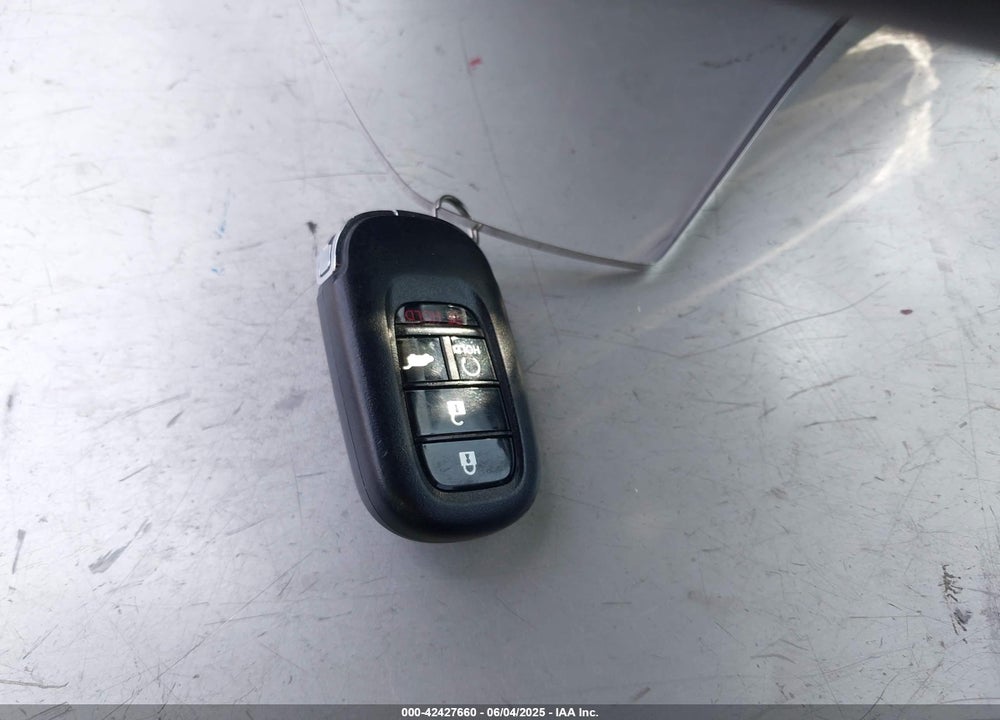 2024 HONDA CIVIC VIN: 19XFL1H77RE029587