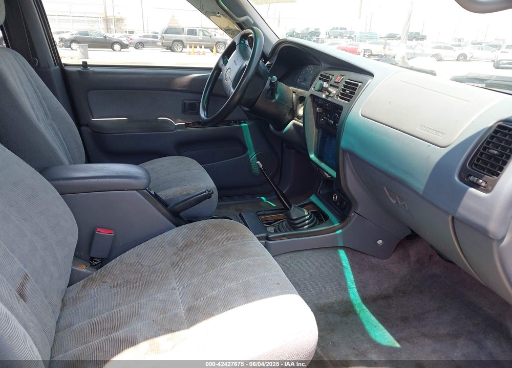 2000 TOYOTA 4RUNNER VIN: JT3GM84RXY0054822