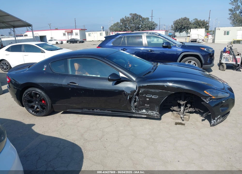 2009 MASERATI GRANTURISMO S VIN: ZAMHJ45A590045064