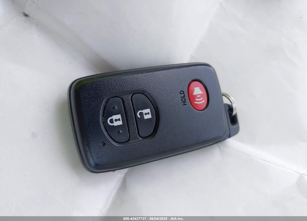 2015 TOYOTA PRIUS TWO VIN: JTDKN3DU5F1934148