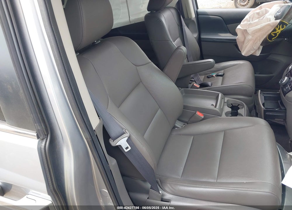 2016 HONDA ODYSSEY EX-L VIN: 5FNRL5H61GB075046