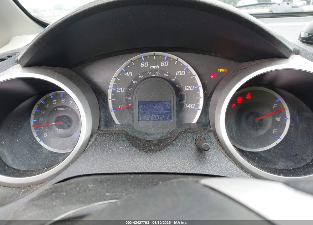 2012 HONDA FIT VIN: JHMGE8H38CC014615