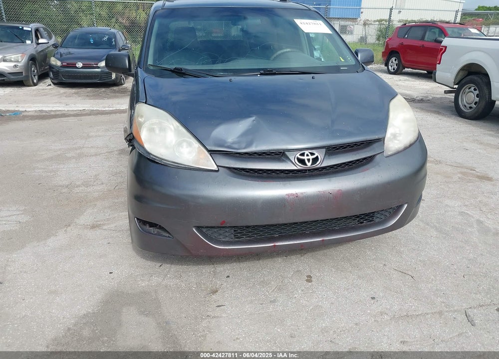 2009 TOYOTA SIENNA XLE VIN: 5TDZK22C99S263134