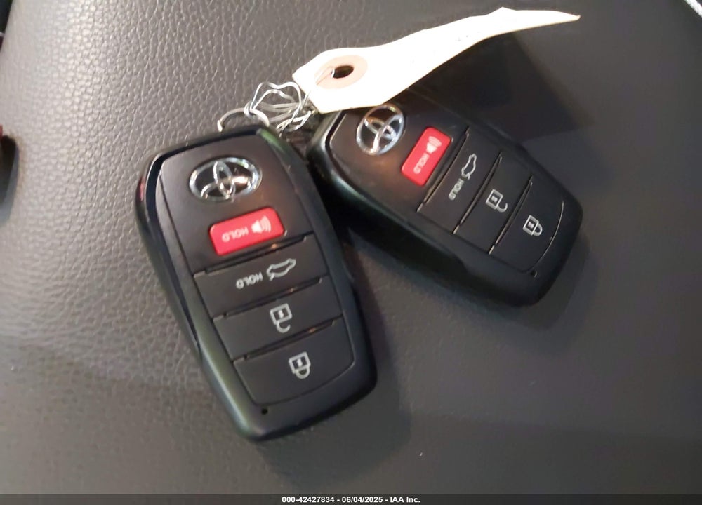 2025 TOYOTA CAMRY VIN: 4T1DAACK6SU109166