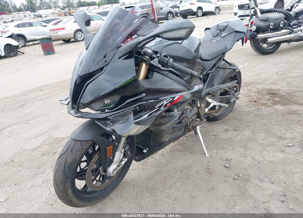 2024 BMW S 1000 RR VIN: WB10E6300R6J90017