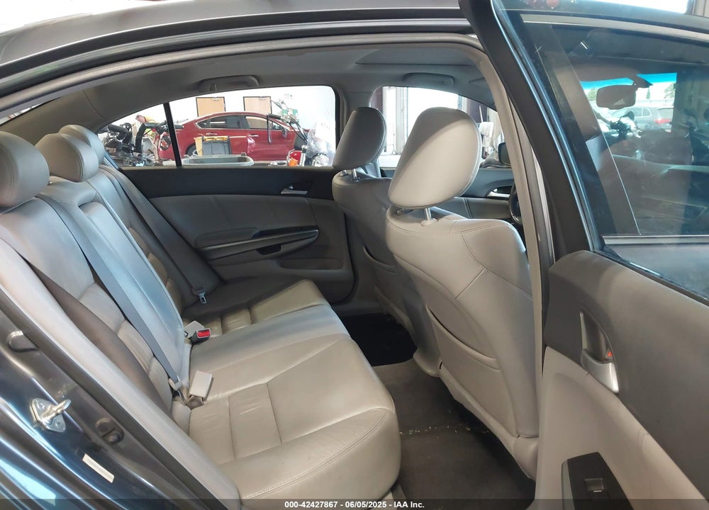 2008 HONDA ACCORD VIN: JHMCP26868C057300