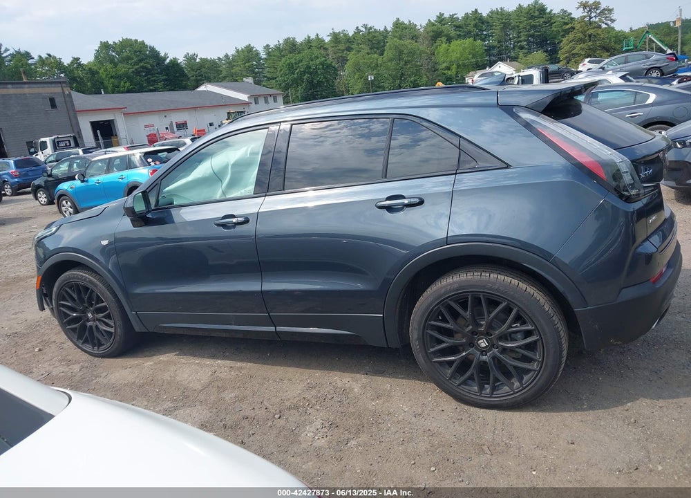 2019 CADILLAC XT4 VIN: 1GYFZFR45KF202738
