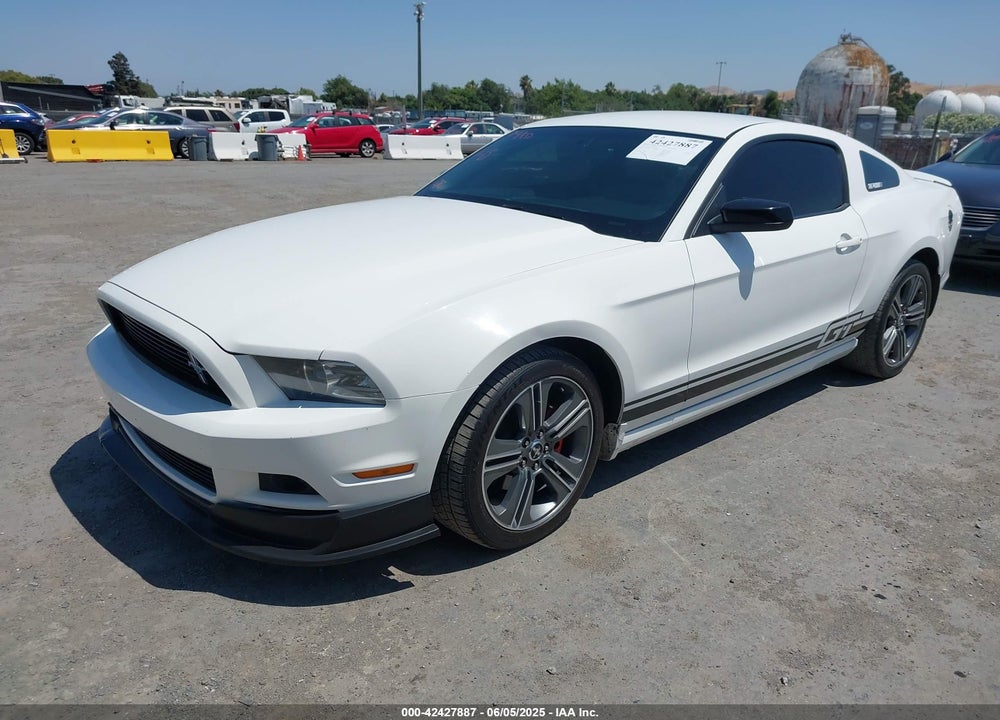 2013 FORD MUSTANG V6 PREMIUM VIN: 1ZVBP8AM4D5271864
