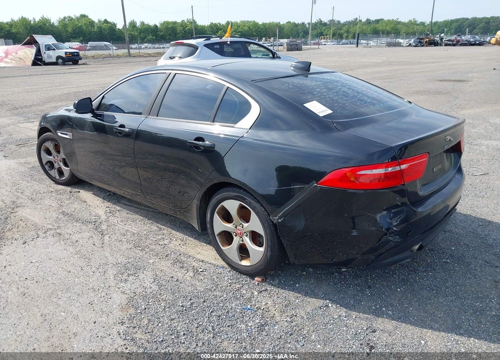 2017 JAGUAR XE VIN: SAJAR4BG7HA966350