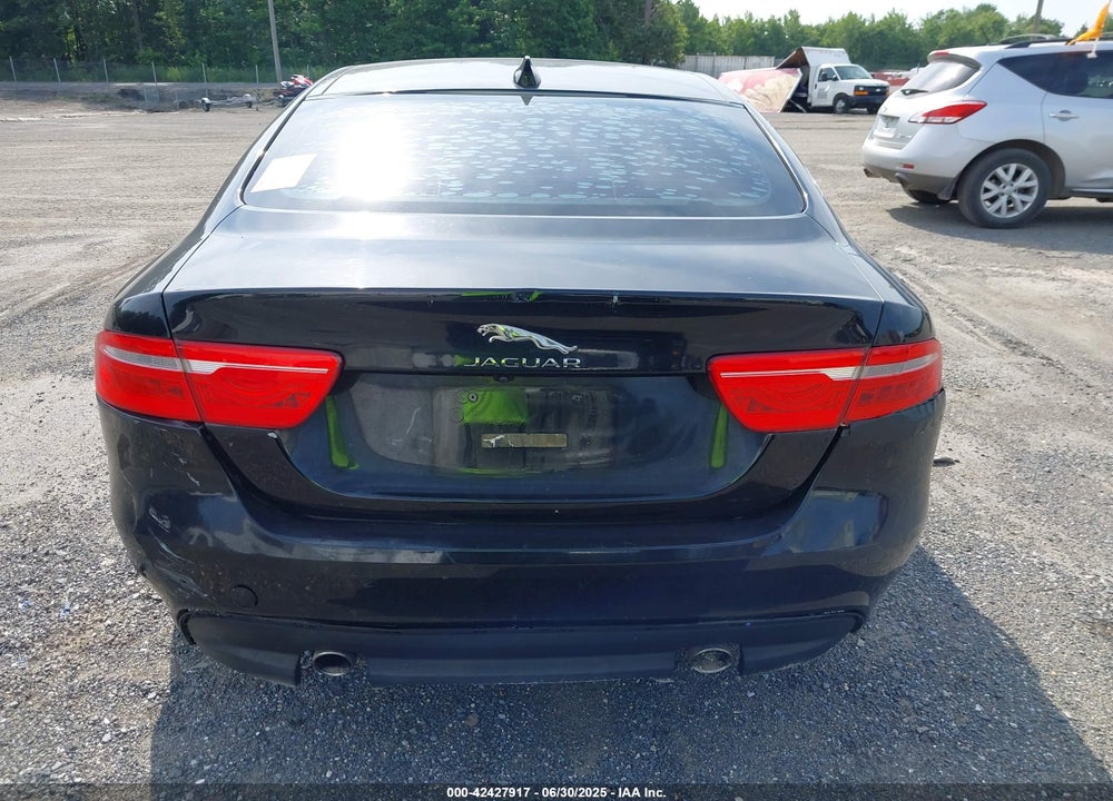 2017 JAGUAR XE VIN: SAJAR4BG7HA966350