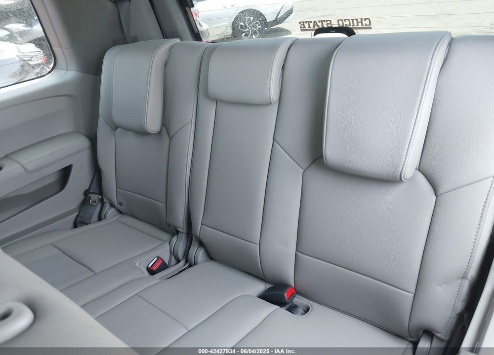 2015 HONDA PILOT VIN: 5FNYF3H59FB032975