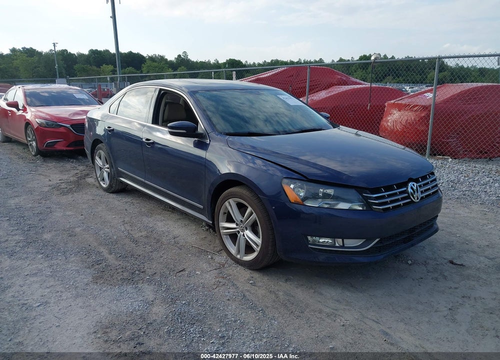 2015 VOLKSWAGEN PASSAT 2.0L TDI SEL PREMIUM VIN: 1VWCV7A39FC033227