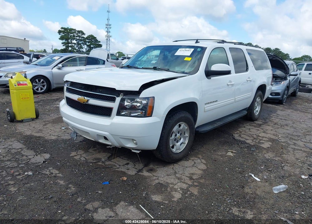 2014 CHEVROLET SUBURBAN 1500 VIN: 1GNSCJE07ER211222