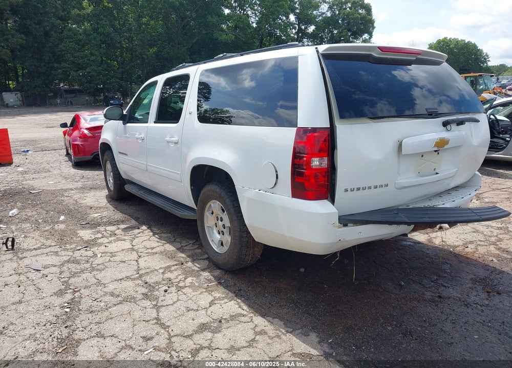 2014 CHEVROLET SUBURBAN 1500 VIN: 1GNSCJE07ER211222