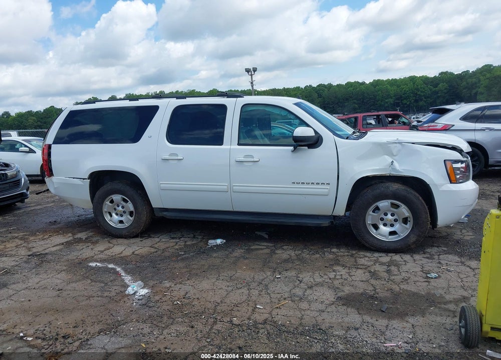 2014 CHEVROLET SUBURBAN 1500 VIN: 1GNSCJE07ER211222