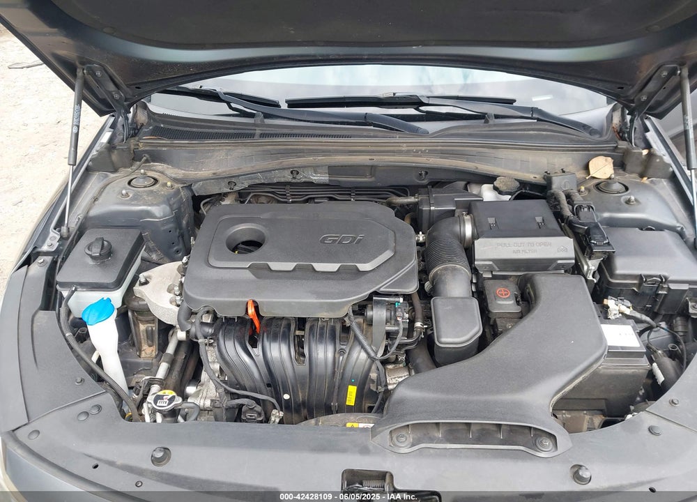 2020 KIA OPTIMA VIN: 5XXGT4L37LG385708