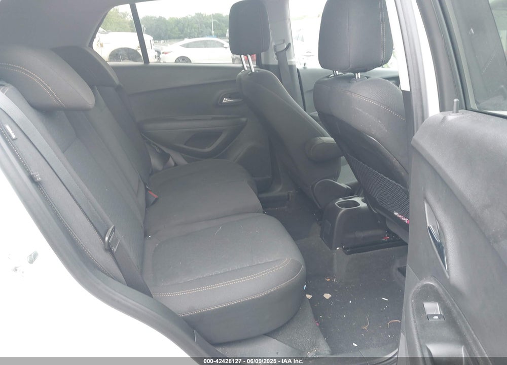2020 CHEVROLET TRAX FWD LS VIN: 3GNCJKSB1LL304974