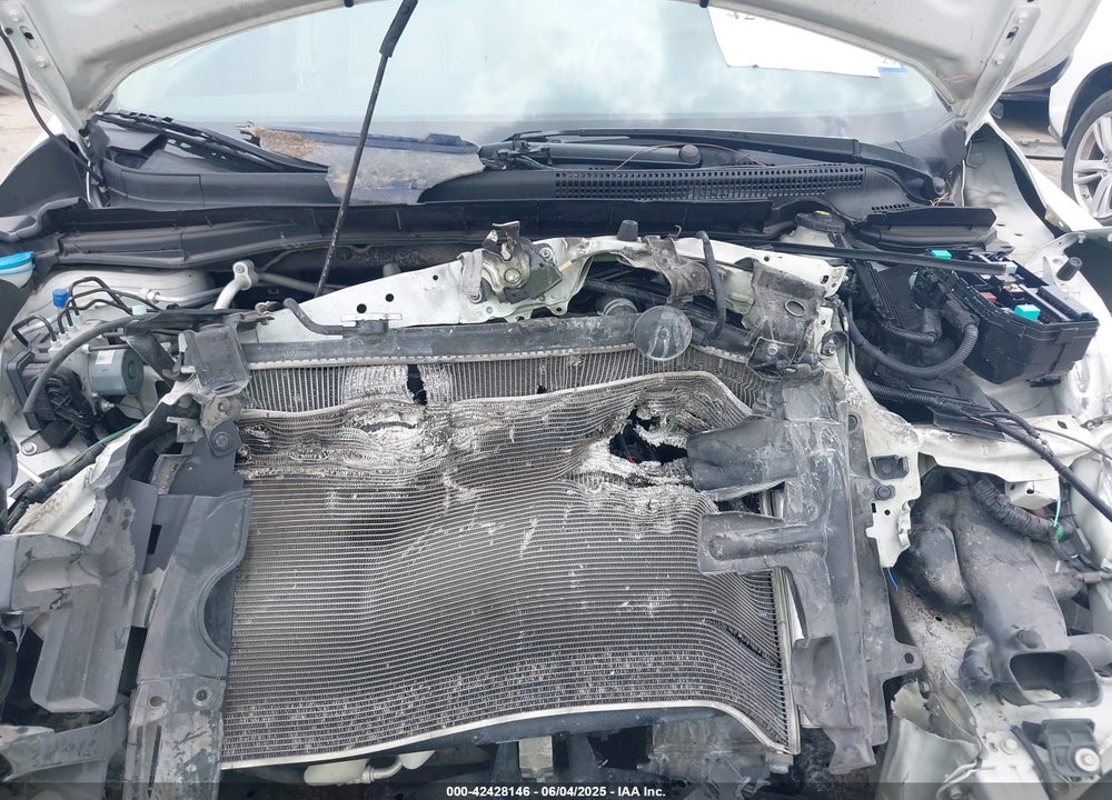 2016 HONDA CR-V VIN: 5J6RM3H32GL025447