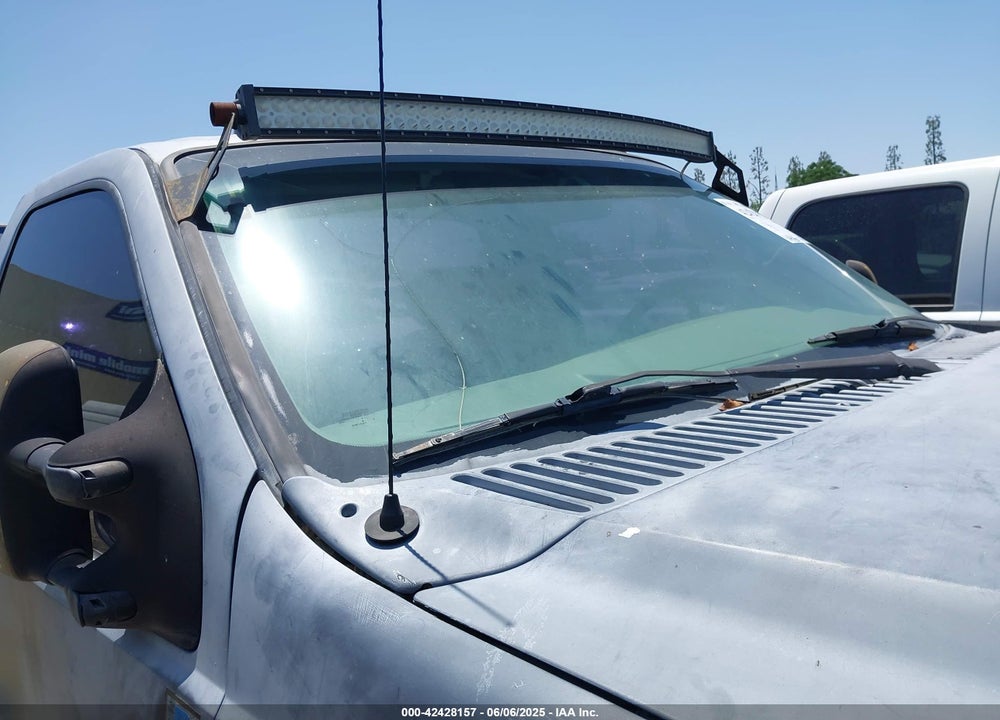 2003 FORD F-450 XL/XLT VIN: 1FDXF46P63EC75092