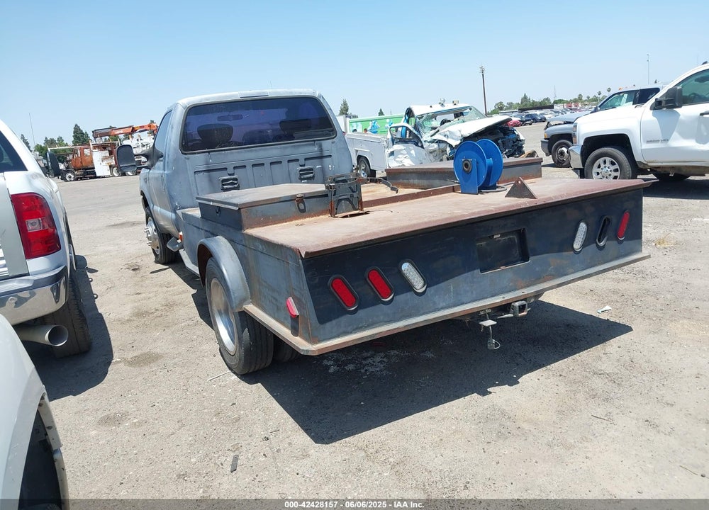 2003 FORD F-450 XL/XLT VIN: 1FDXF46P63EC75092