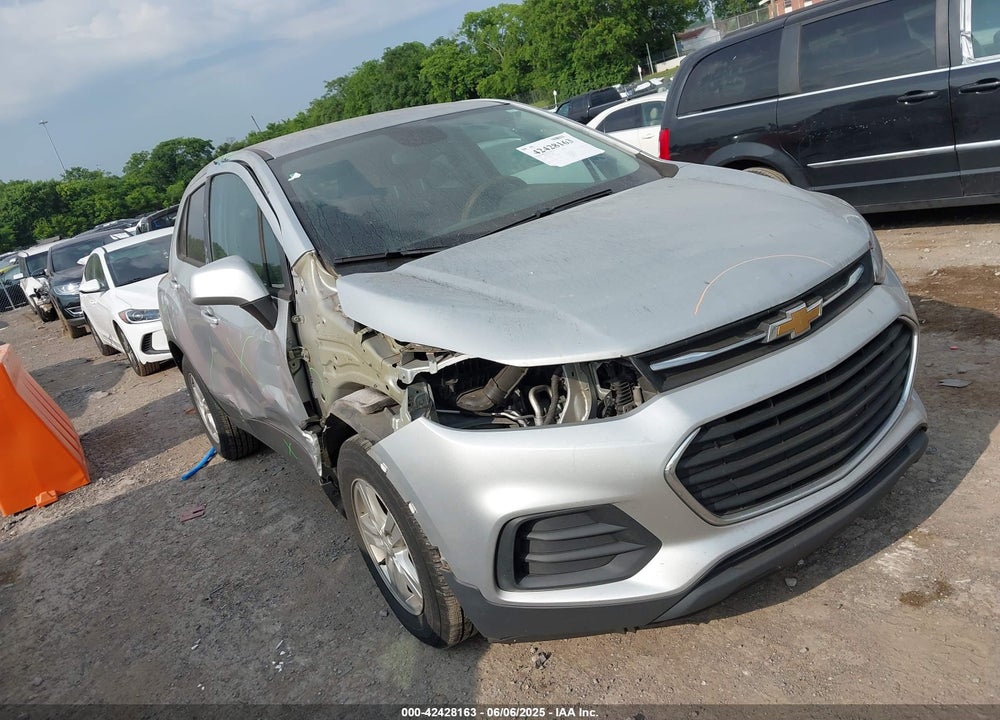 2019 CHEVROLET TRAX LS VIN: 3GNCJKSB3KL403889