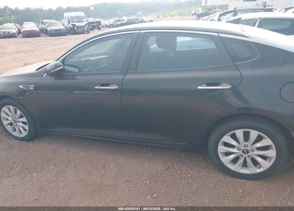 2017 KIA OPTIMA LX VIN: 5XXGT4L32HG123909