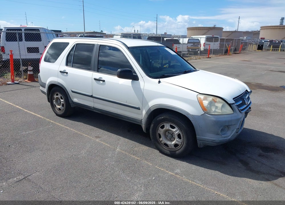 2005 HONDA CR-V LX VIN: JHLRD68575C016056