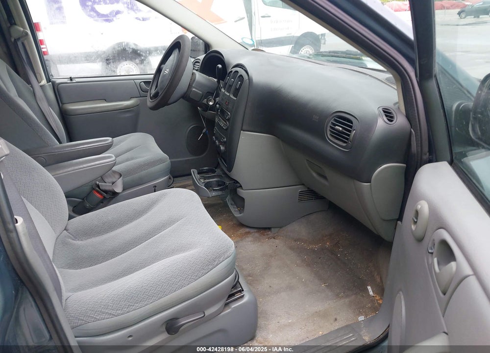 2005 DODGE CARAVAN SE VIN: 1D4GP25R15B289630