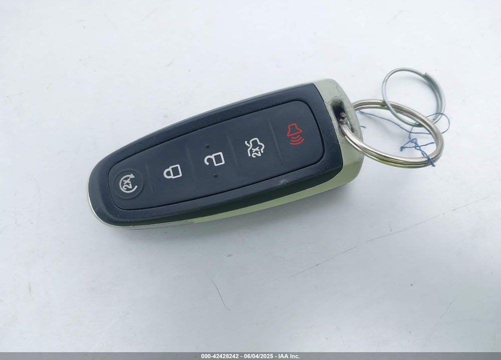 2013 FORD C-MAX ENERGI VIN: 1FADP5CUXDL512397