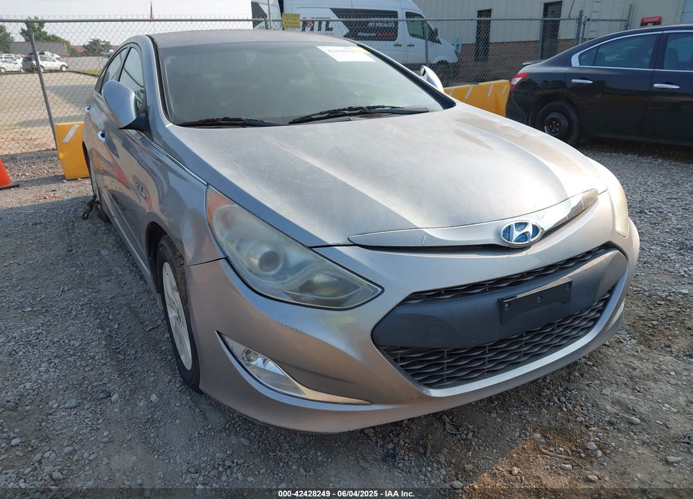2011 HYUNDAI SONATA HYBRID VIN: KMHEC4A45BA007248