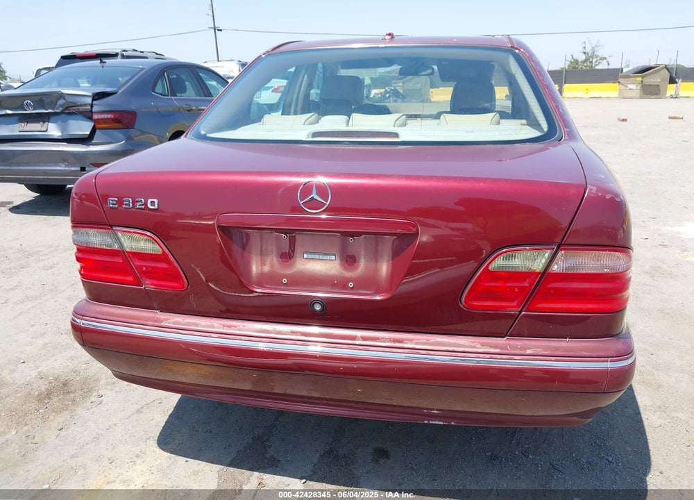 2001 MERCEDES-BENZ E 320 VIN: WDBJF65J31B357006