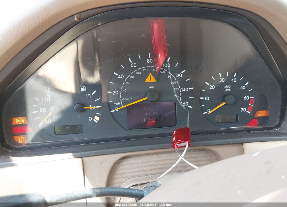 2001 MERCEDES-BENZ E 320 VIN: WDBJF65J31B357006