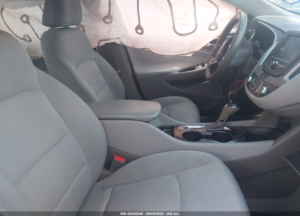 2017 CHEVROLET MALIBU LS VIN: 1G1ZB5ST8HF270634