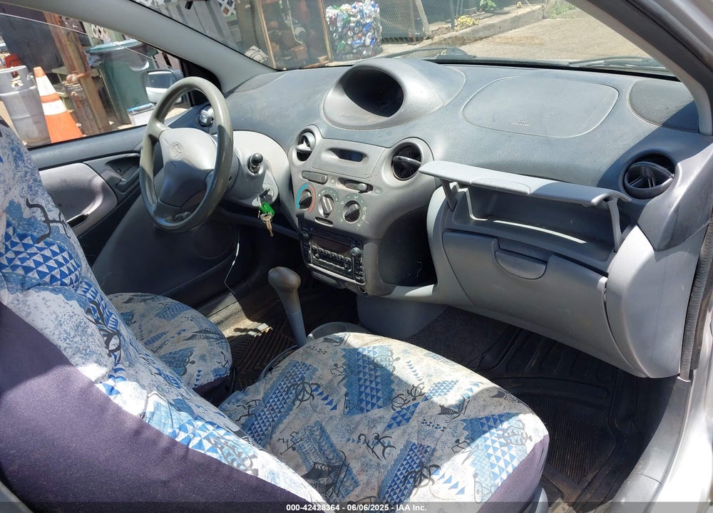 2002 TOYOTA ECHO VIN: JTDBT123020213000