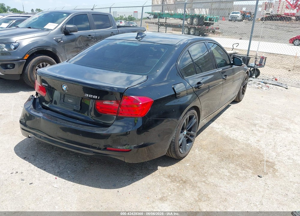 2015 BMW 3 SERIES VIN: WBA3A5G5XFNS85209