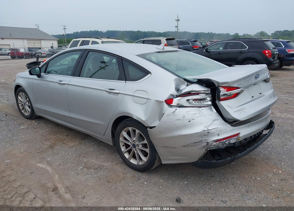 2019 FORD FUSION SE VIN: 3FA6P0HD4KR255398