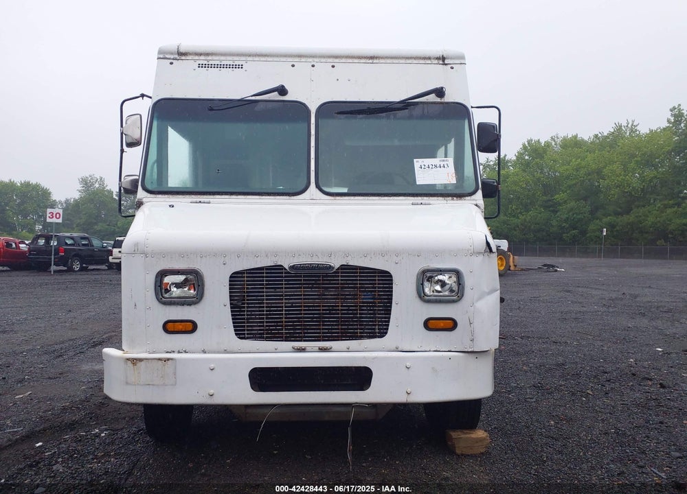 2012 FREIGHTLINER CHASSIS M LINE WALK-IN VAN VIN: 4UZAC3DVXCCBT7130