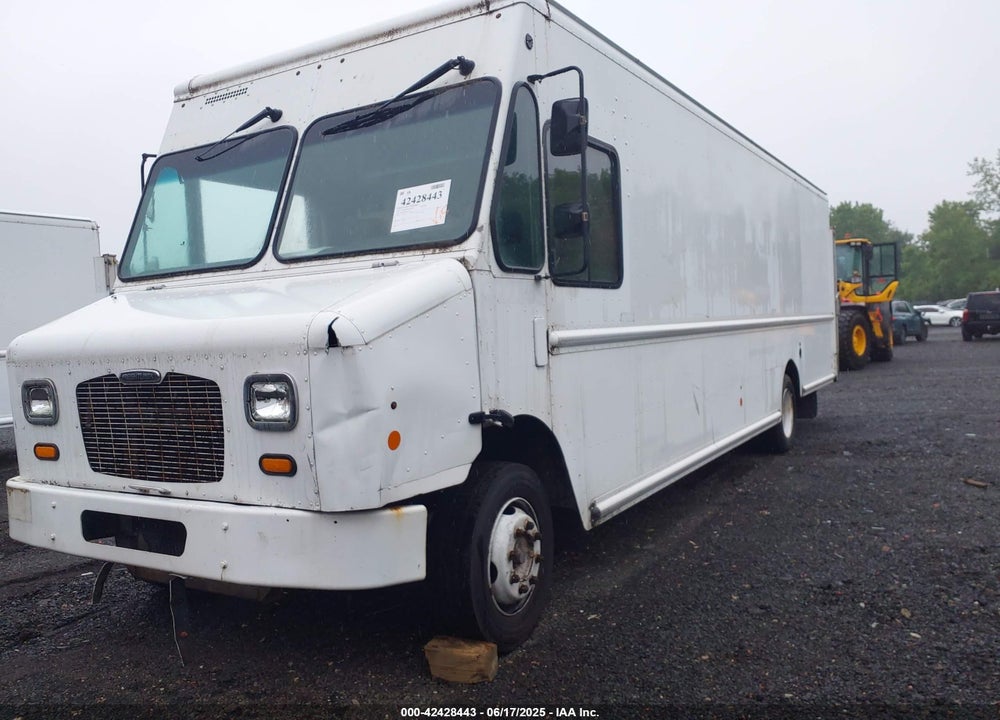 2012 FREIGHTLINER CHASSIS M LINE WALK-IN VAN VIN: 4UZAC3DVXCCBT7130