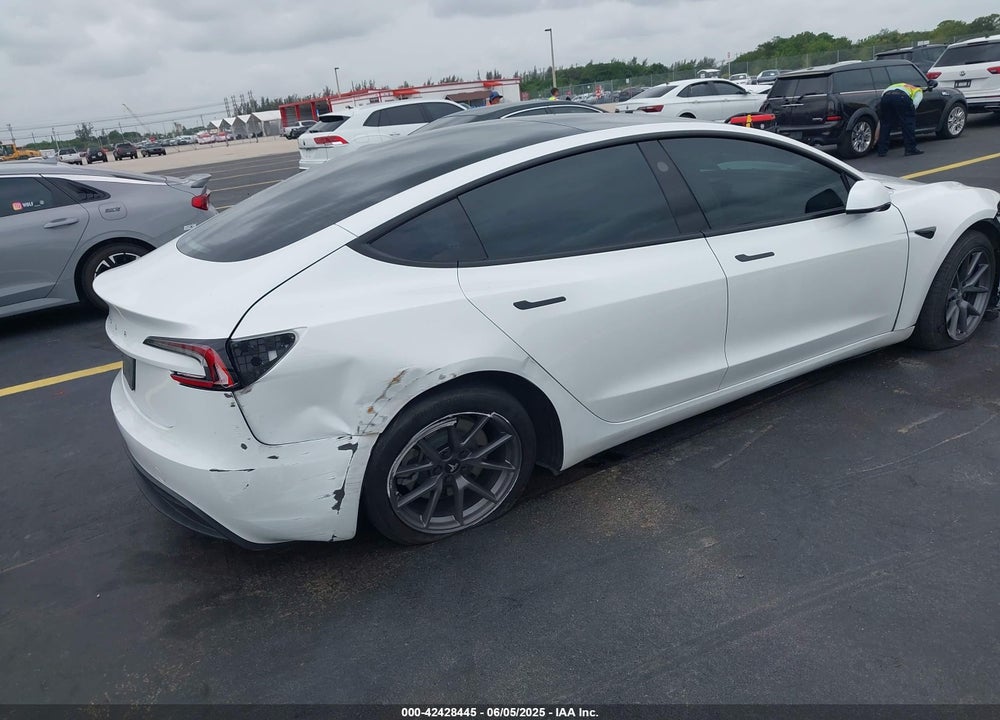 2024 TESLA MODEL 3 VIN: 5YJ3E1EA5RF725209