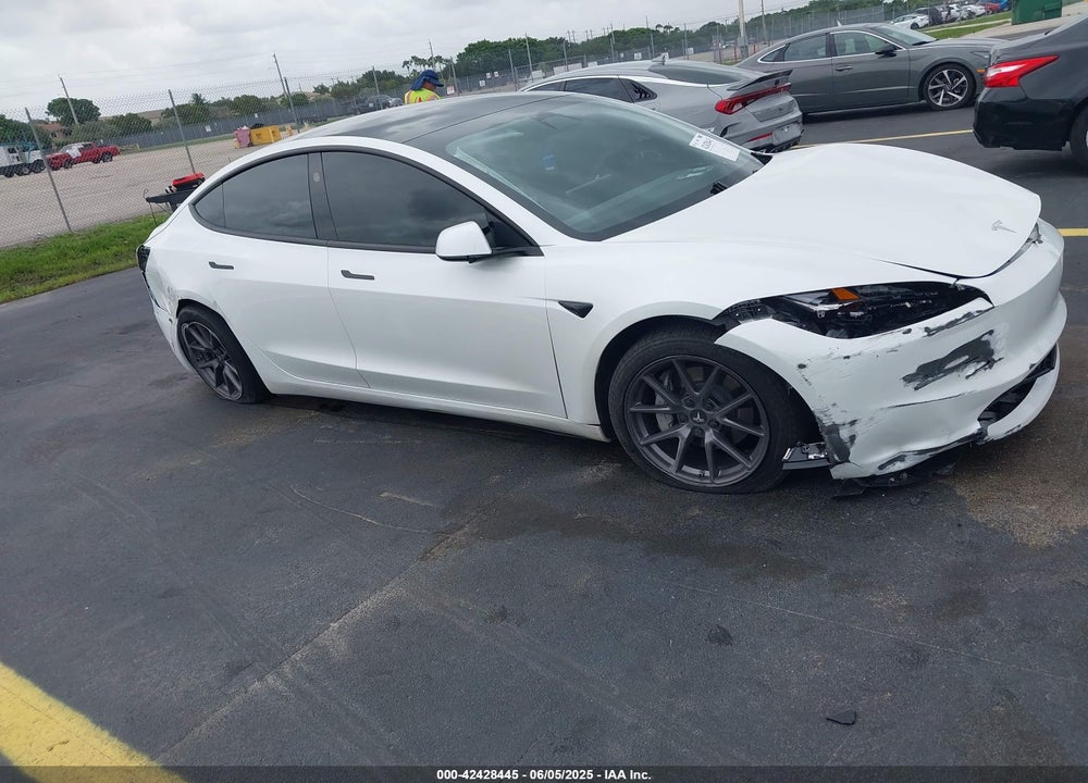 2024 TESLA MODEL 3 VIN: 5YJ3E1EA5RF725209