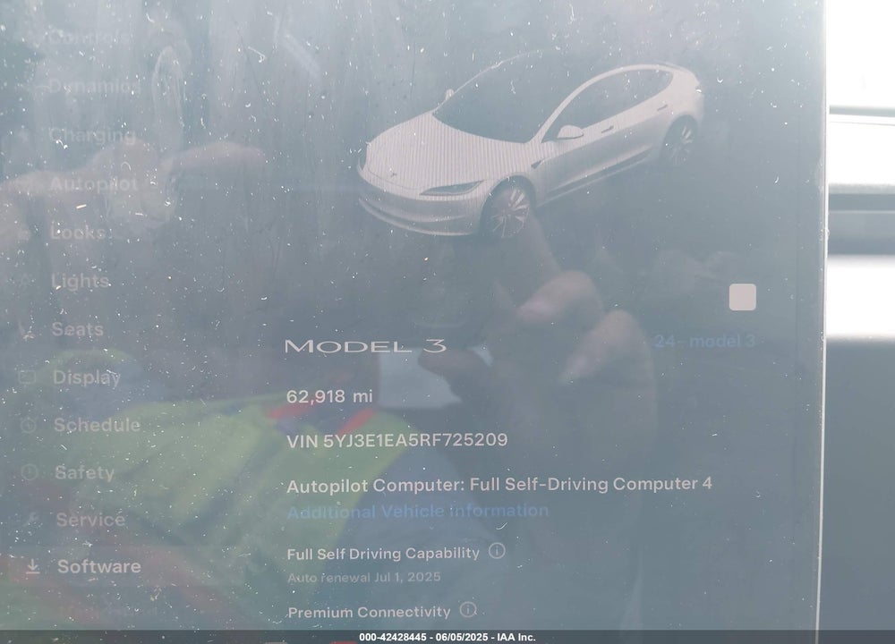 2024 TESLA MODEL 3 VIN: 5YJ3E1EA5RF725209