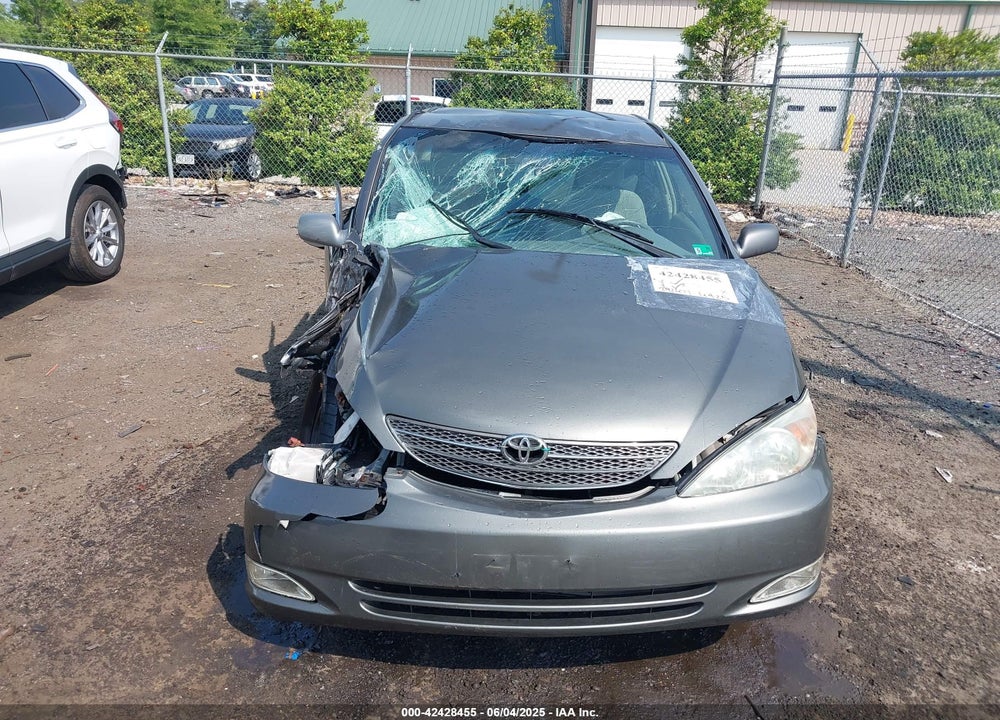 2003 TOYOTA CAMRY XLE VIN: 4T1BE30K03U712708